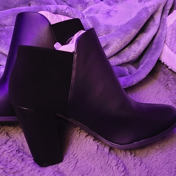 FIONI WOMENS TRACY DRESS BOOTIE - Picture 2 of 2